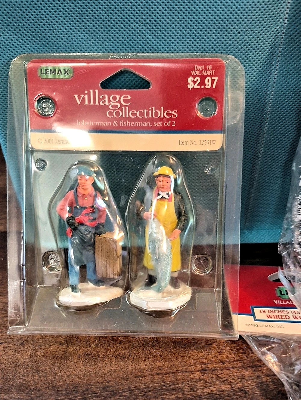 Lemax Village Collection Holiday Village Decor Set NWT
